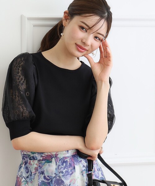 couture brooch(クチュールブローチ)の「◆【接触冷感/UVケア/洗える】オーガンレース袖ニット(ニット/セーター・レディース・アイボリー/ブラック/ライトグレー/ベージュ・36/38/42)」の3枚目の写真