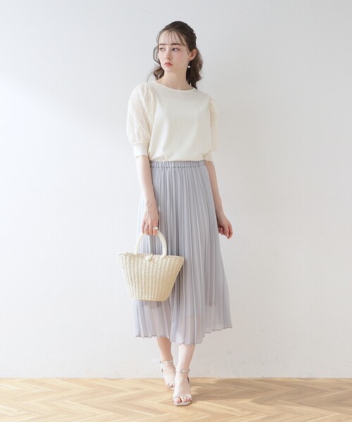 couture brooch(クチュールブローチ)の「◆【接触冷感/UVケア/洗える】オーガンレース袖ニット(ニット/セーター・レディース・アイボリー/ブラック/ライトグレー/ベージュ・36/38/42)」の17枚目の写真