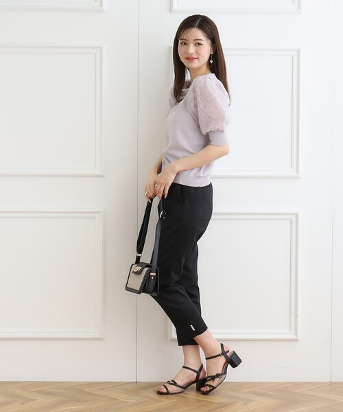 couture brooch(クチュールブローチ)の「◆【接触冷感/UVケア/洗える】オーガンレース袖ニット(ニット/セーター・レディース・アイボリー/ブラック/ライトグレー/ベージュ・36/38/42)」の7枚目の写真