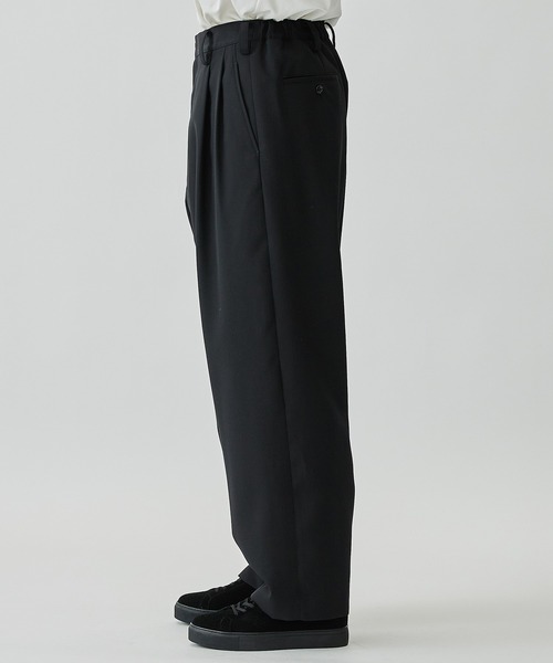Wide 2Tuck PNT（スラックス）｜UJOH（ウジョー）のファッション