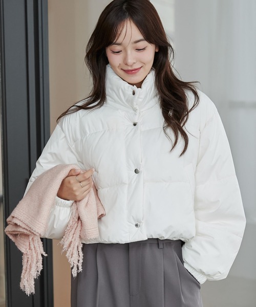 WEGO（ウィゴー）の「WEGO/パディングショートブルゾン（ダウンジャケット/コート・レディース・ホワイト/ブラック・FREE）」の16枚目の写真