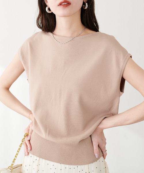 natural couture(ナチュラルクチュール)の「UV&接触冷感金釦Vニット(キャミソール・レディース・ピンク/ベージュ/その他1/オフホワイト/ブルー/グレイッシュベージュ/ブラック・FREE)」の4枚目の写真