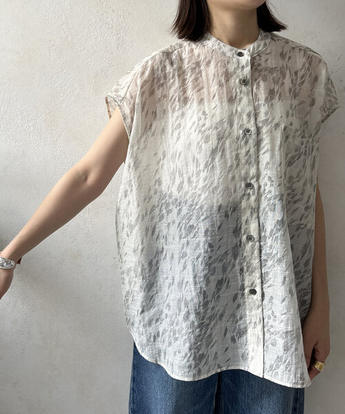 DouDou(ドゥドゥ)の「シアープリントフレンチシャツ(シャツ/ブラウス・レディース・ブラック/オフホワイト/ベージュ・FREE)」の14枚目の写真