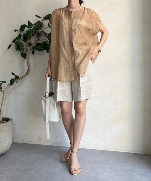 DouDou(ドゥドゥ)の「シアープリントフレンチシャツ(シャツ/ブラウス・レディース・ブラック/オフホワイト/ベージュ・FREE)」の6枚目の写真