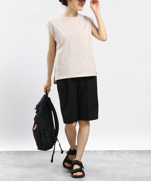 GLOBAL WORK Smile Seed Store（グローバルワーク スマイルシードストア）の「冷感Tシャツフレンチスリーブ/186244（タンクトップ・レディース・ベージュ/チャコール/オフホワイト/ブルー系その他5/ブラック・SMALL/MEDIUM/LARGE）」の19枚目の写真