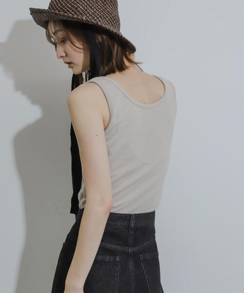 SENSE OF PLACE by URBAN RESEARCH（センスオブプレイスバイアーバンリサーチ）の「2WAYタンクトップ（Tシャツ/カットソー・レディース・オフホワイト/ライトベージュ/ブラック・ONE）」の20枚目の写真