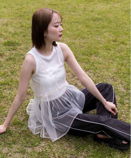 ad thie（アドティエ）の「前後2WAY チュールフレアビスチェ（キャミソール・レディース・ブラック/アイボリー/ライトグレー・FREE）」の16枚目の写真