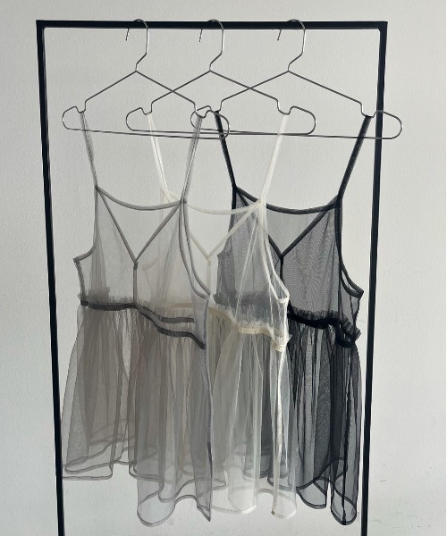 ad thie（アドティエ）の「前後2WAY チュールフレアビスチェ（キャミソール・レディース・ブラック/アイボリー/ライトグレー・FREE）」の15枚目の写真