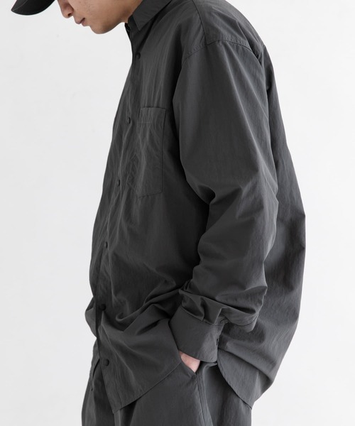 EKAL(エカル)の「『撥水/UVカット』『UR TECH』ナイロンタッサーロングスリーブシャツ(シャツ/ブラウス・メンズ・ネイビー/グレー・MEDIUM/LARGE)」の9枚目の写真