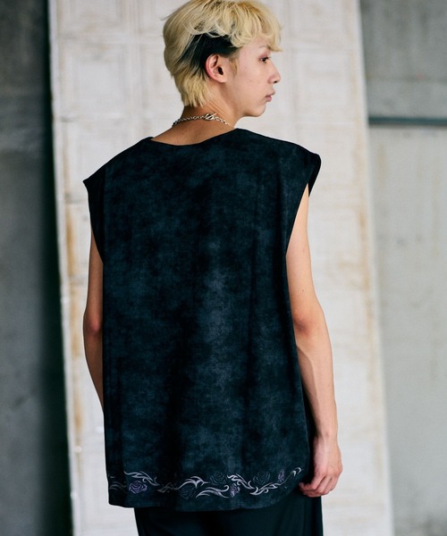 HARE(ハレ)の「【UNDERGROUND MODE】トライバルシシュウユルノースリーブ(HARE)(Tシャツ/カットソー・メンズ・ブルー系その他/ブラック・FREE)」の6枚目の写真