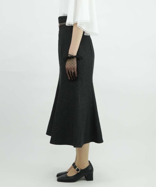 an another angelus(アンアナザーアンジェラス)の「【低身長向けサイズあり】ベルト付きハイウエストナローフレアースカート/ananotherangelus(スカート・レディース・ネイビー/グレー/ブラック・1/0)」の20枚目の写真