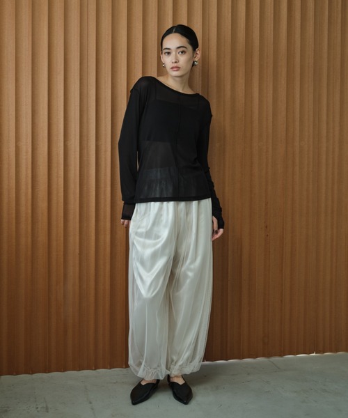 AIC.（エーアイシー）の「サムホールシアートップス（Tシャツ/カットソー・レディース・オフホワイト/チャコールグレー/ブラック・FREE）」の14枚目の写真