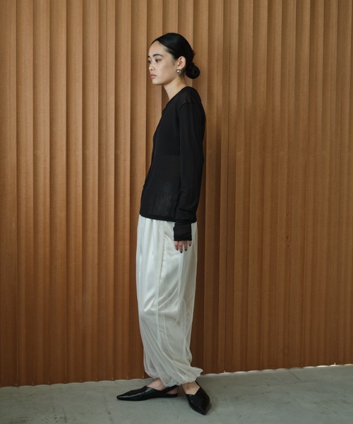 AIC.（エーアイシー）の「サムホールシアートップス（Tシャツ/カットソー・レディース・オフホワイト/チャコールグレー/ブラック・FREE）」の15枚目の写真