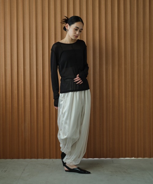 AIC.（エーアイシー）の「サムホールシアートップス（Tシャツ/カットソー・レディース・オフホワイト/チャコールグレー/ブラック・FREE）」の18枚目の写真