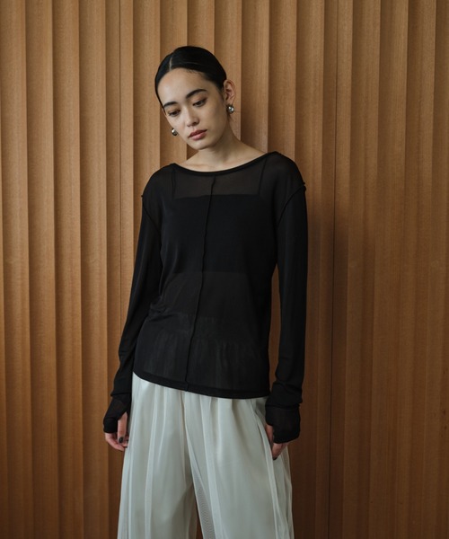 AIC.（エーアイシー）の「サムホールシアートップス（Tシャツ/カットソー・レディース・オフホワイト/チャコールグレー/ブラック・FREE）」の4枚目の写真