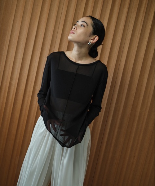 AIC.（エーアイシー）の「サムホールシアートップス（Tシャツ/カットソー・レディース・オフホワイト/チャコールグレー/ブラック・FREE）」の6枚目の写真