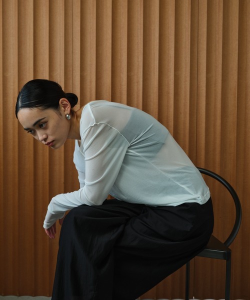 AIC.（エーアイシー）の「サムホールシアートップス（Tシャツ/カットソー・レディース・オフホワイト/チャコールグレー/ブラック・FREE）」の22枚目の写真