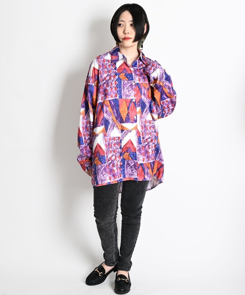 MARAI(マーライ)の「トライバル柄 長袖総柄シャツ オーバーサイズ(シャツ/ブラウス・レディース・パープル・SMALL/LARGE)」の9枚目の写真