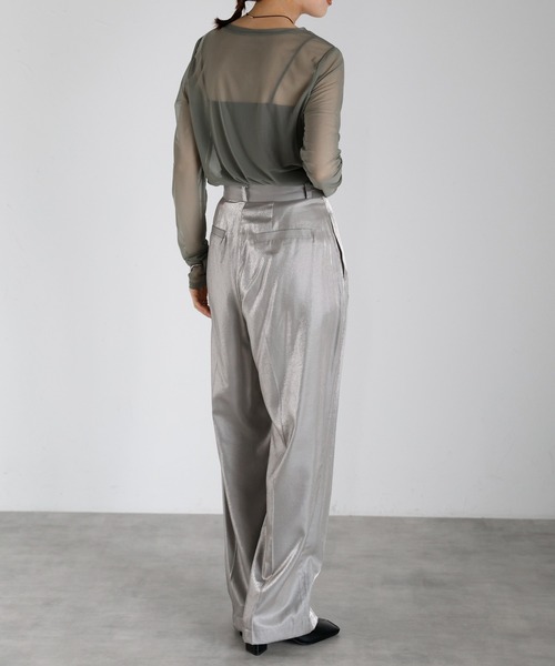 r.(アールドット)の「クルーネック シアートップス(Tシャツ/カットソー・レディース・オフホワイト/オリーブ/グレイッシュベージュ/ブラック・FREE)」の17枚目の写真