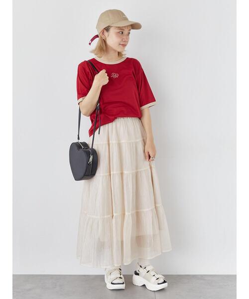 ehka sopo（エヘカソポ）の「花刺繍リンガーTシャツ（Tシャツ/カットソー・レディース・ブラック/レッド/オフホワイト/キナリ・F）」の8枚目の写真