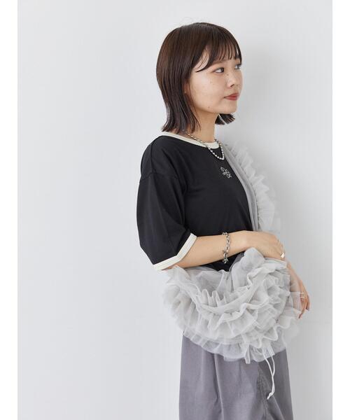 ehka sopo（エヘカソポ）の「花刺繍リンガーTシャツ（Tシャツ/カットソー・レディース・ブラック/レッド/オフホワイト/キナリ・F）」の13枚目の写真