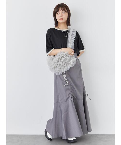 ehka sopo（エヘカソポ）の「花刺繍リンガーTシャツ（Tシャツ/カットソー・レディース・ブラック/レッド/オフホワイト/キナリ・F）」の16枚目の写真