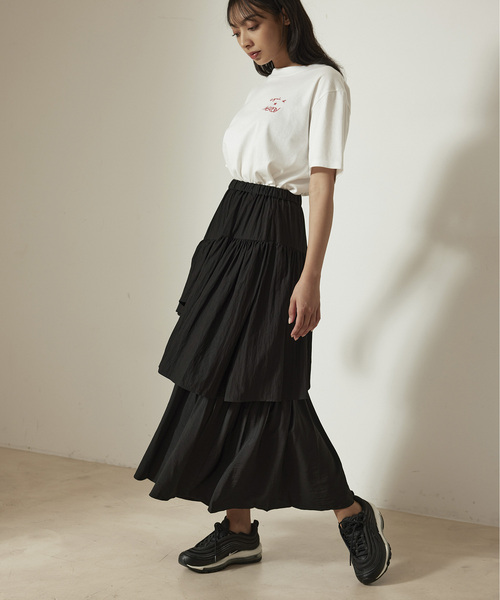 NERGY（ナージー）の「アシメティアードスカート（スカート・レディース・オフホワイト/ブラック/グリーン・FREE）」の3枚目の写真