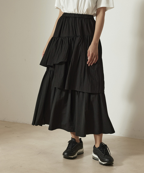 NERGY（ナージー）の「アシメティアードスカート（スカート・レディース・オフホワイト/ブラック/グリーン・FREE）」の9枚目の写真