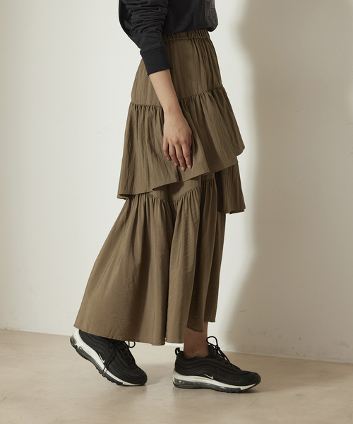 NERGY（ナージー）の「アシメティアードスカート（スカート・レディース・オフホワイト/ブラック/グリーン・FREE）」の21枚目の写真