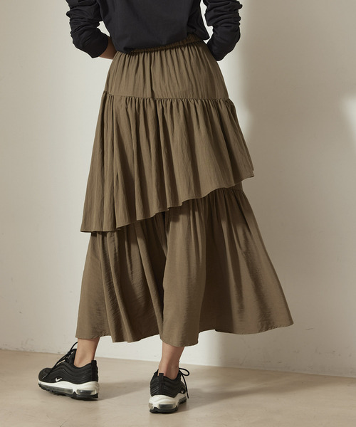 NERGY（ナージー）の「アシメティアードスカート（スカート・レディース・オフホワイト/ブラック/グリーン・FREE）」の22枚目の写真