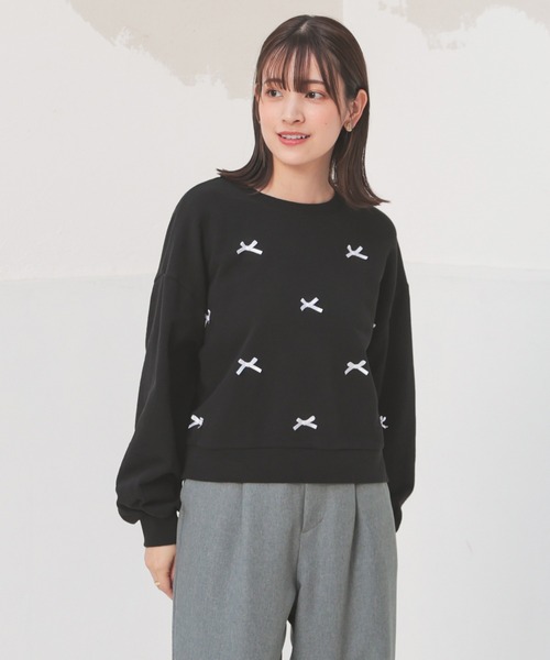 Honeys(ハニーズ)の「リボン付ゆるトップス(スウェット・レディース・アイボリー/ブラック/サックスブルー/杢グレー・S/M/L/LL)」の10枚目の写真