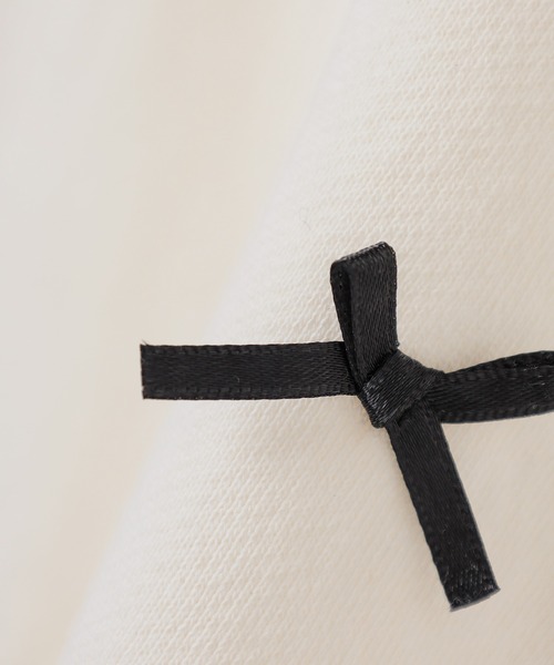 Honeys(ハニーズ)の「リボン付ゆるトップス(スウェット・レディース・アイボリー/ブラック/サックスブルー/杢グレー・S/M/L/LL)」の18枚目の写真