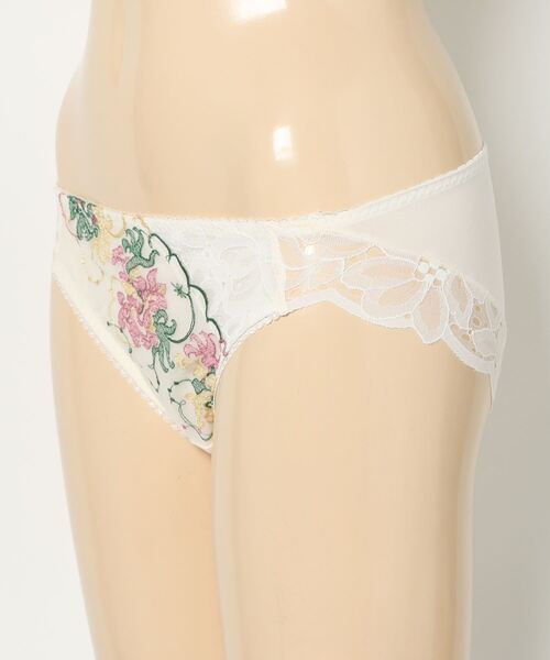 AMOSTYLE BY Triumph（アモスタイルバイトリンプ）の「レギュラーショーツ アモスタイル × マナミサクライ【M,Lサイズ】AMST1485 Hikini JX（ショーツ・レディース・ブルー/ダークグリーン/パープル/ライム/ホワイト/ピンク・L/M）」の21枚目の写真