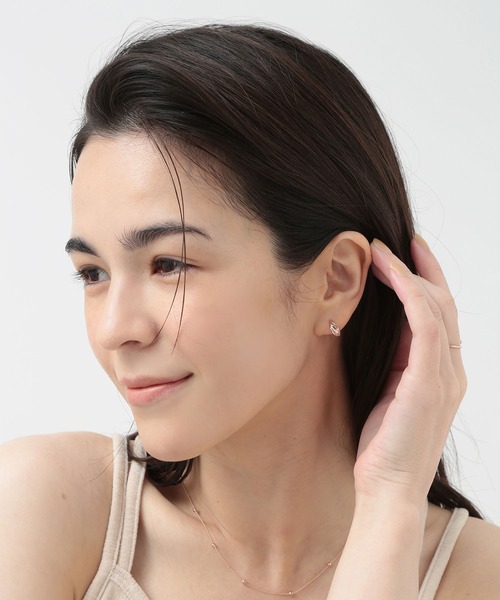 CALIN STANDARD(カリンスタンダード)の「◆金属アレルギー対応◆◆made in japan◆【片手でスムースワンタッチ】リーフ ミニスムースピアス(ピアス(両耳用)・レディース・ゴールド/ピンクゴールド/シルバー・FREE)」の4枚目の写真