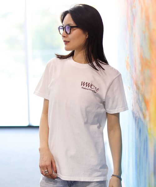 TOKYO CULTUART by BEAMS（トウキョウカルチャートバイビームス）の「HONGAMA / Weekend Wine Club Tee（Tシャツ/カットソー・メンズ・ワイン/ホワイト・LARGE/X-LARGE/SMALL/MEDIUM）」の5枚目の写真