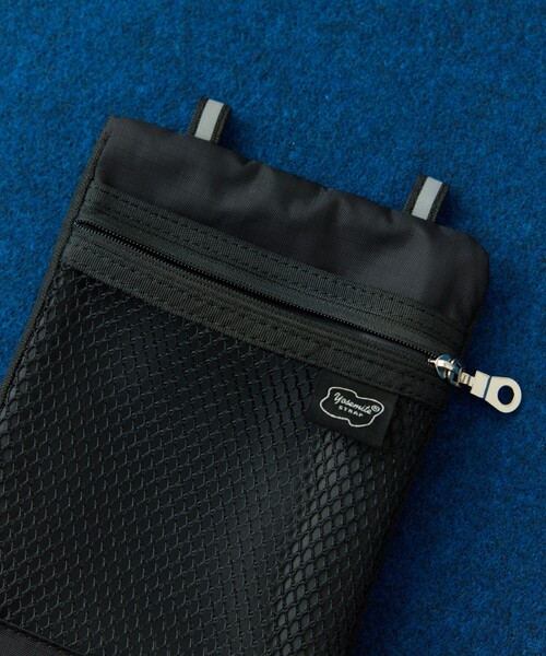 FREAK'S STORE(フリークスストア)の「YOSEMITE STRAP/ヨセミテストラップ 別注REFLECT PHONE BAG(スマホグッズ・メンズ・ブラック/ライトグレー・ONE SIZE)」の14枚目の写真
