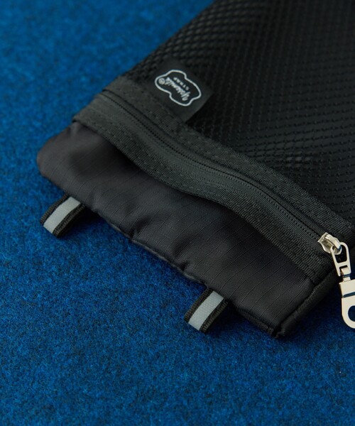 FREAK'S STORE(フリークスストア)の「YOSEMITE STRAP/ヨセミテストラップ 別注REFLECT PHONE BAG(スマホグッズ・メンズ・ブラック/ライトグレー・ONE SIZE)」の16枚目の写真