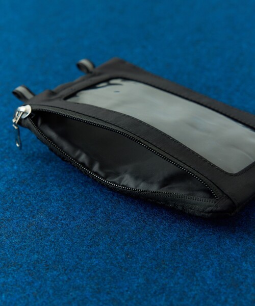FREAK'S STORE(フリークスストア)の「YOSEMITE STRAP/ヨセミテストラップ 別注REFLECT PHONE BAG(スマホグッズ・メンズ・ブラック/ライトグレー・ONE SIZE)」の22枚目の写真