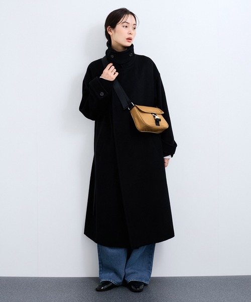le cercle ADAM ET ROPE'(ルセルクルアダムエロペ)の「ミニショルダーバッグ(ショルダーバッグ・レディース・ブラック/キャメル・FREE)」の4枚目の写真