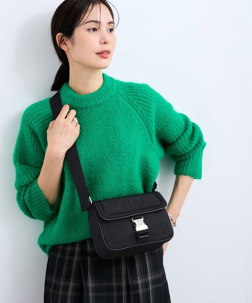 le cercle ADAM ET ROPE'(ルセルクルアダムエロペ)の「ミニショルダーバッグ(ショルダーバッグ・レディース・ブラック/キャメル・FREE)」の7枚目の写真