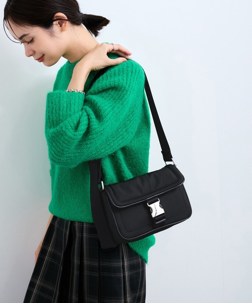 le cercle ADAM ET ROPE'(ルセルクルアダムエロペ)の「ミニショルダーバッグ(ショルダーバッグ・レディース・ブラック/キャメル・FREE)」の8枚目の写真