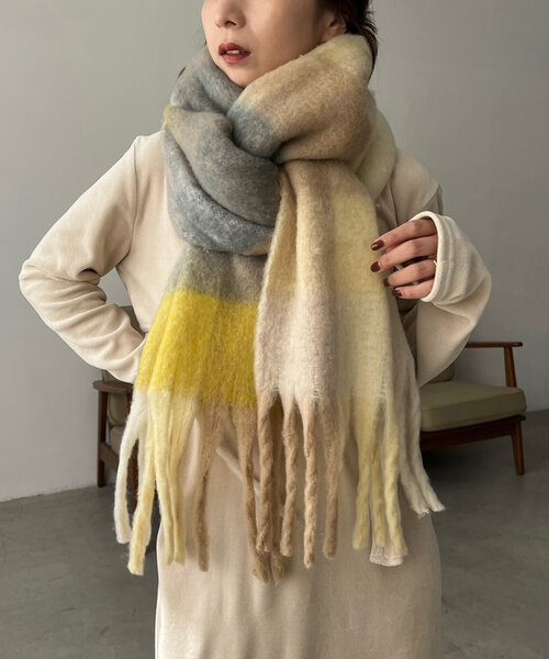 CAPRICIEUX LE'MAGE（カプリシューレマージュ）の「チェックマフラー（ストール/ショール・レディース・ミント/イエロー・FREE）」の8枚目の写真