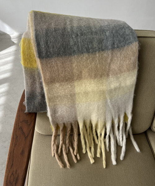 CAPRICIEUX LE'MAGE（カプリシューレマージュ）の「チェックマフラー（ストール/ショール・レディース・ミント/イエロー・FREE）」の10枚目の写真