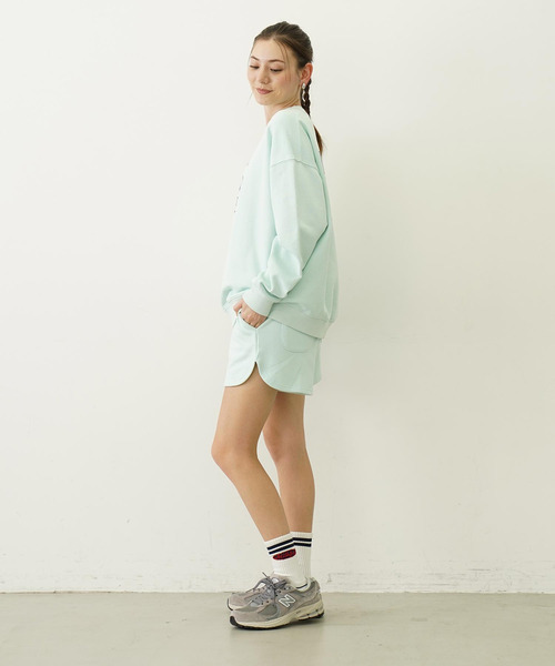 MILKFED.(ミルクフェド)の「STENCIL LOGO DAILY SWEAT SHORTS(スウェットパンツ・レディース・ブラック/オリーブ/ライトグリーン/オートミール・S/M)」の22枚目の写真