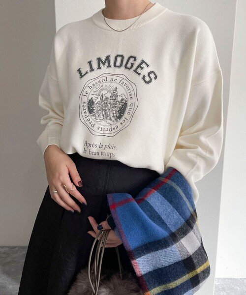 fredy emue（フレディエミュ）の「カレッジロゴニットプルオーバー（ニット/セーター・レディース・オフホワイト/ネイビー/ライトグレー・38）」の21枚目の写真