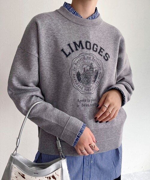 fredy emue（フレディエミュ）の「カレッジロゴニットプルオーバー（ニット/セーター・レディース・オフホワイト/ネイビー/ライトグレー・38）」の5枚目の写真