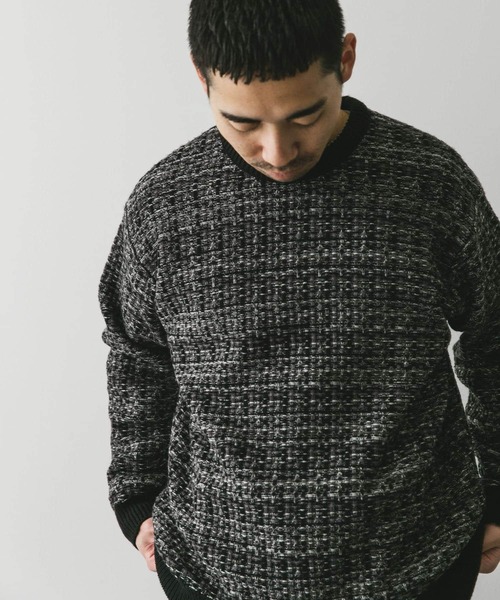 URBAN RESEARCH DOORS（アーバンリサーチドアーズ）の「ツイードライク ジャガードニット（ニット/セーター・メンズ・ブラック/ブラウン/ブルー・MEDIUM/LARGE）」の21枚目の写真