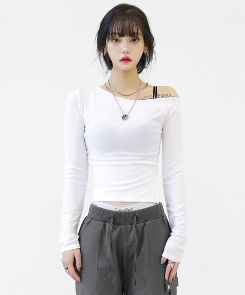 セール】クロップド ワンショルダートップス（Tシャツ/カットソー