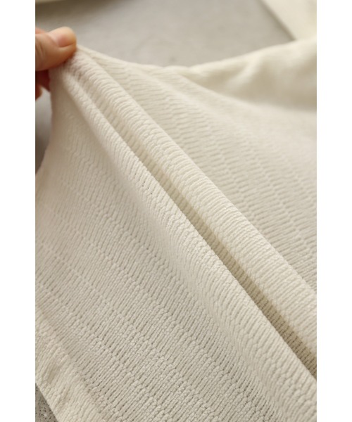 cawaii(カワイイ)の「デコルテと手元に映える白花レースカットソートップス(Tシャツ/カットソー・レディース・ホワイト・FREE)」の6枚目の写真