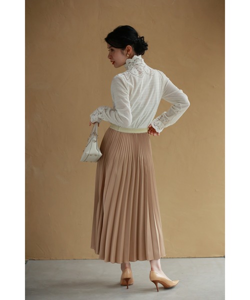 cawaii(カワイイ)の「デコルテと手元に映える白花レースカットソートップス(Tシャツ/カットソー・レディース・ホワイト・FREE)」の10枚目の写真